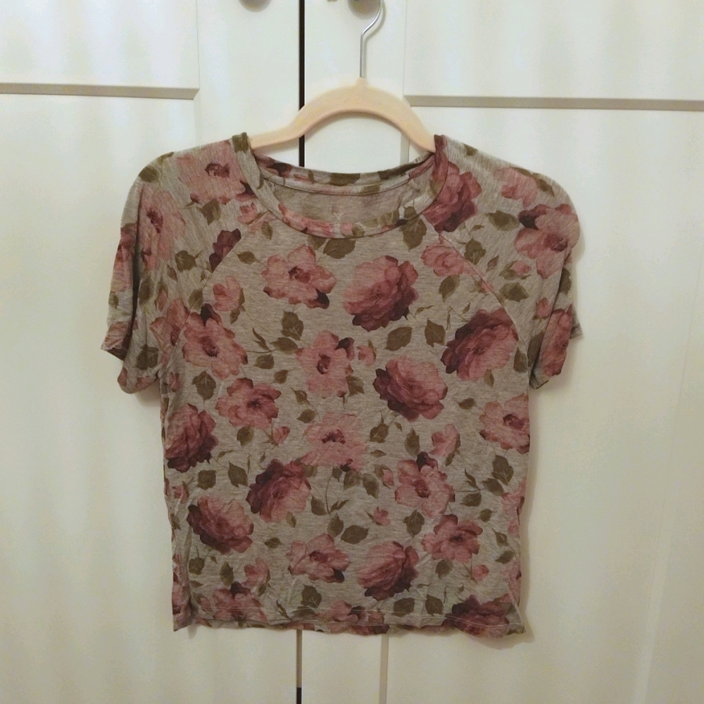 American Eagle Floral Tee